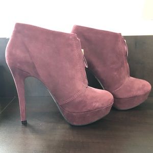 burgundy platform heel boots!!!